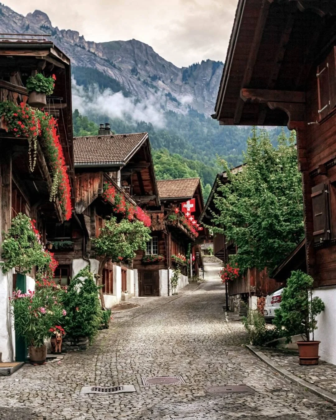 Ось як виглядають найгарніші вулиці світу, де можна зробити кльові фото для Instagram - фото 468596