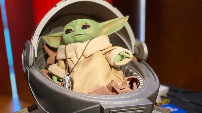 Disney выпустил игрушку Малыш Йода - теперь это самая желанная игрушка в мире - фото 468916