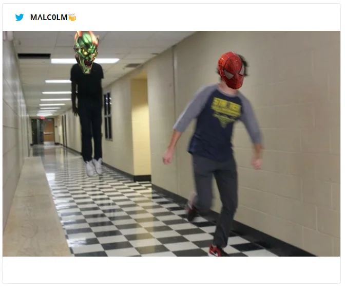 Сочная попка актера из фильма 'Человек-паук' стала поводом для появления смешных мемов - фото 470861