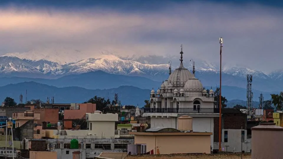 Впервые за 30 лет из Индии видно Гималаи, и это зрелище невероятной красоты - фото 474559