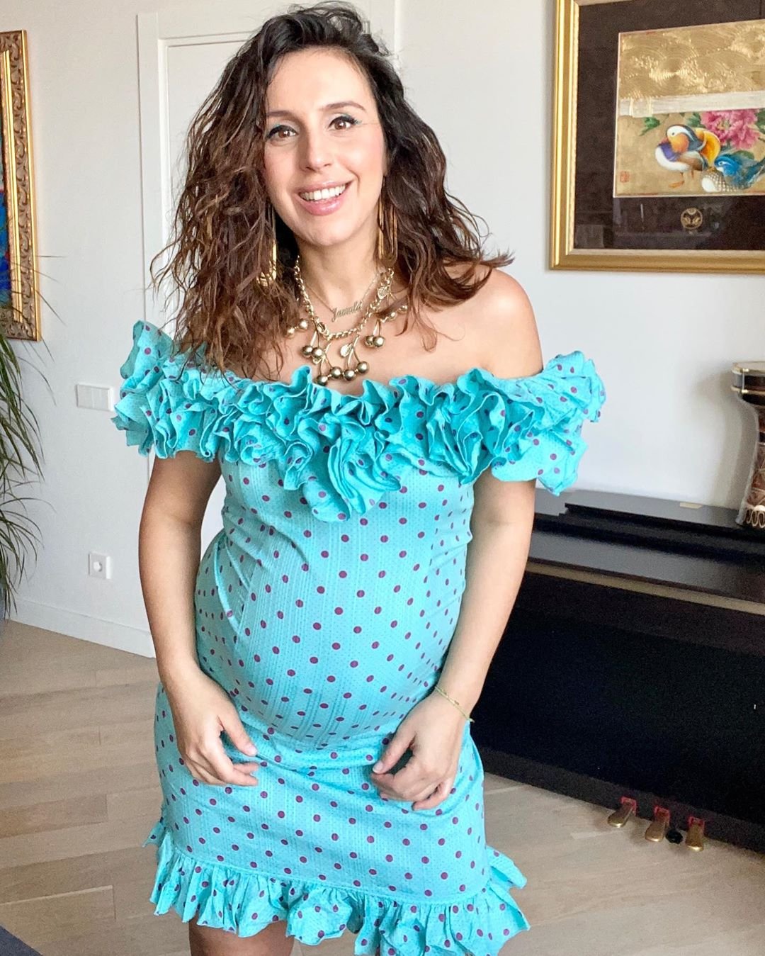 Домашняя мода: беременная Джамала поражает крутыми образами на карантине - фото 475220
