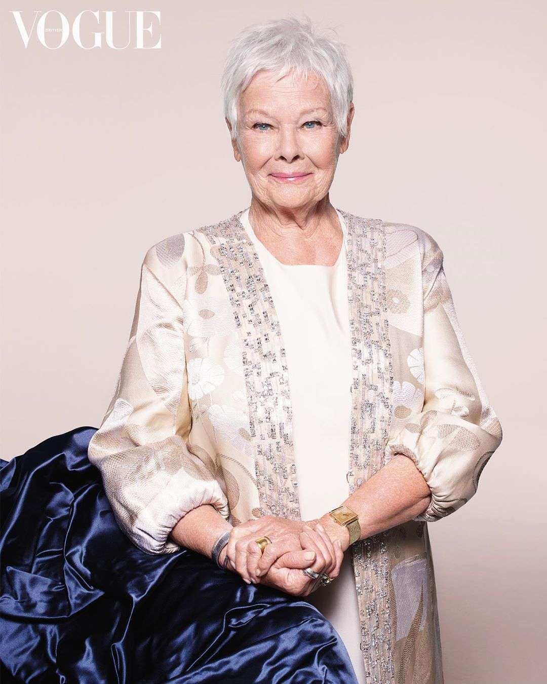 85-річна актриса Джуді Денч стала найстаршою жінкою на обкладинці британського Vogue - фото 477239