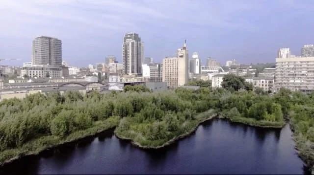 У Києві знайшли озеро у формі кота, і тепер на нього грандіозні плани - фото 480349