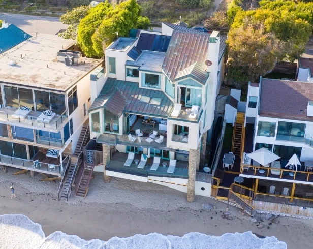 Дженніфер Лопес пригледіла будинок на літо за 70 тисяч доларів на місяць - фото 481597
