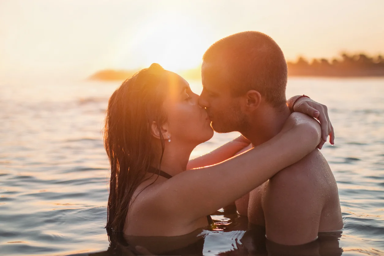 7 речей, які тобі треба знати про літній секс - фото 483005