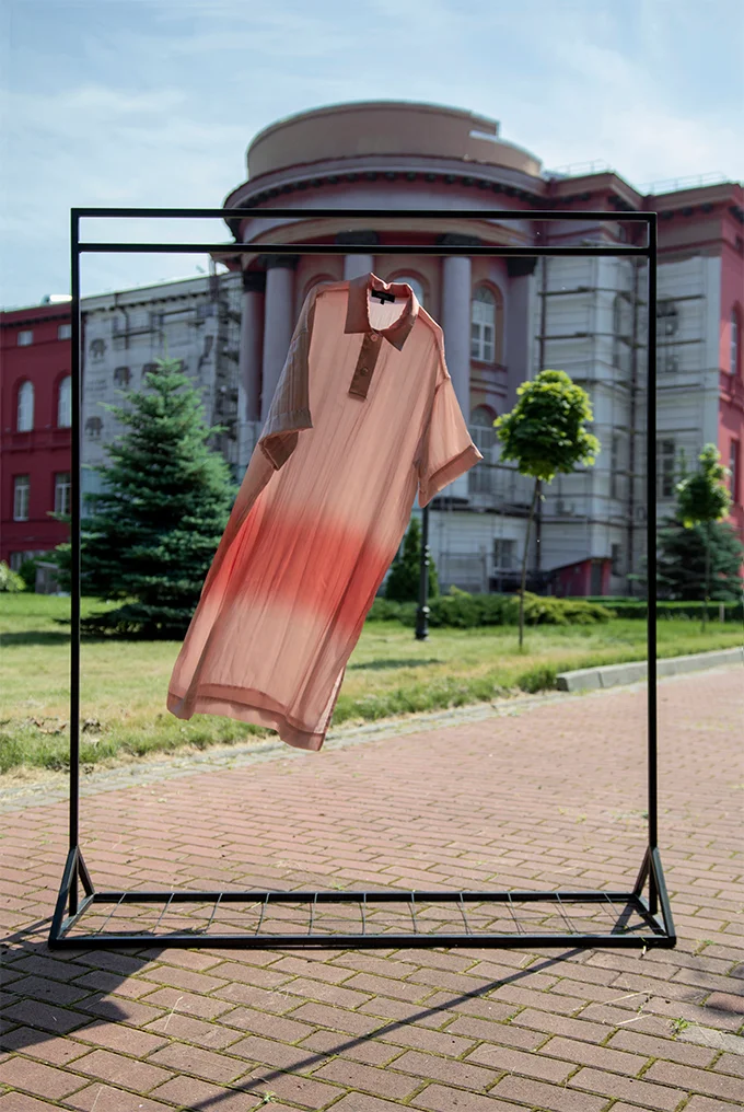 Без моделей: украинский бренд Poustovit показал, как одежда «гуляет» по улицам Киева - фото 484836