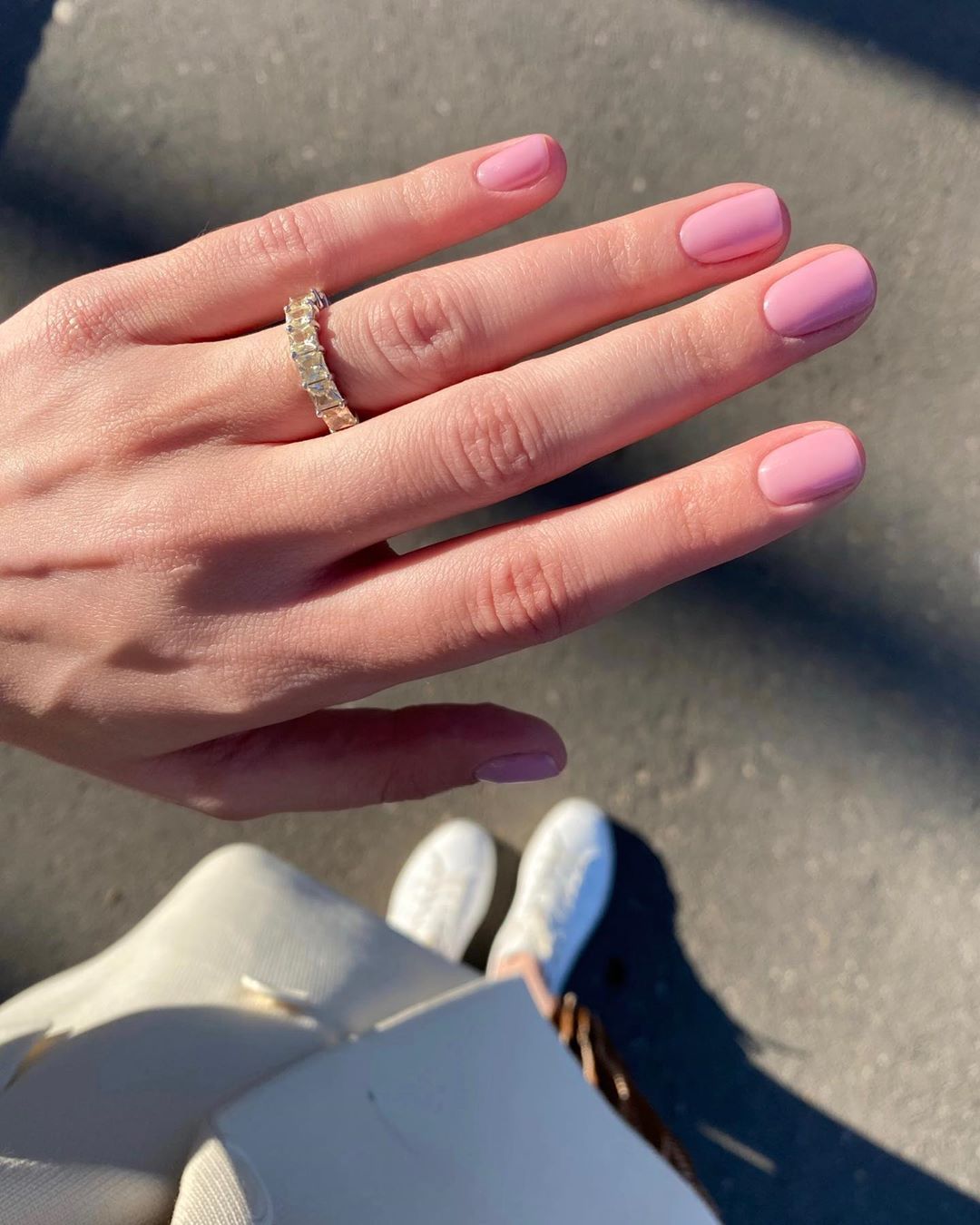 20 ідей манікюру кольору bubble gum - топового відтінку лаку 2020 - 486222 20 ідей манікюру кольору bubble gum - топового відтінку лаку 2020 - фото 486222