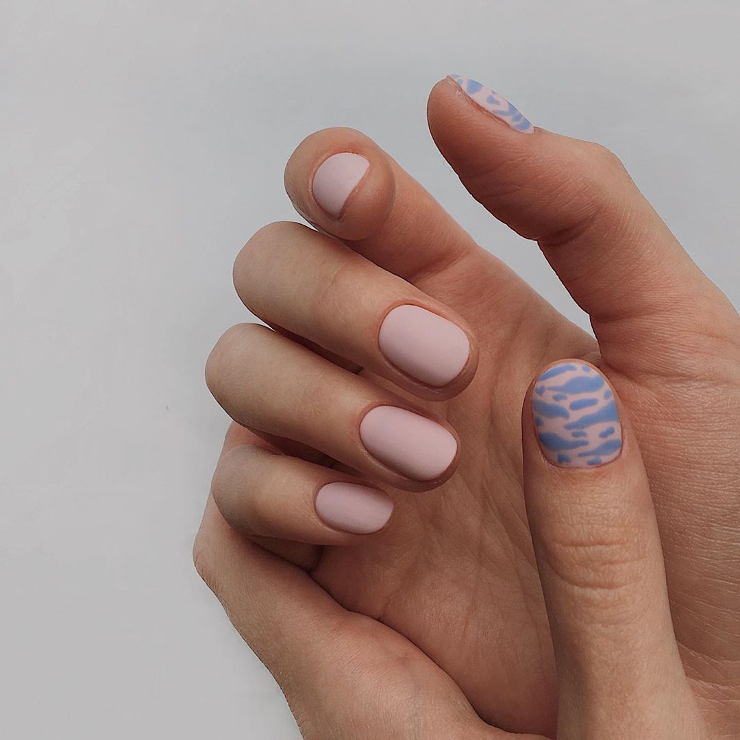 20 ідей манікюру кольору bubble gum - топового відтінку лаку 2020 - 486228 20 ідей манікюру кольору bubble gum - топового відтінку лаку 2020 - фото 486228