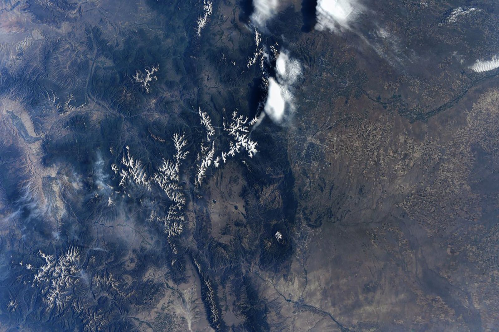 17 впечатляющих фото, которые сделали астронавты во время исторической миссии NASA-SpaceX - 487179 17 впечатляющих фото, которые сделали астронавты во время исторической миссии NASA-SpaceX - фото 487179