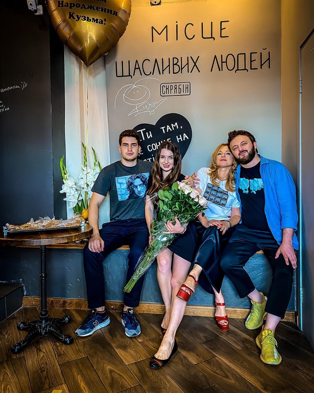 Дочь Кузьмы открыла свой бизнес в день рождения папы - фото 488336