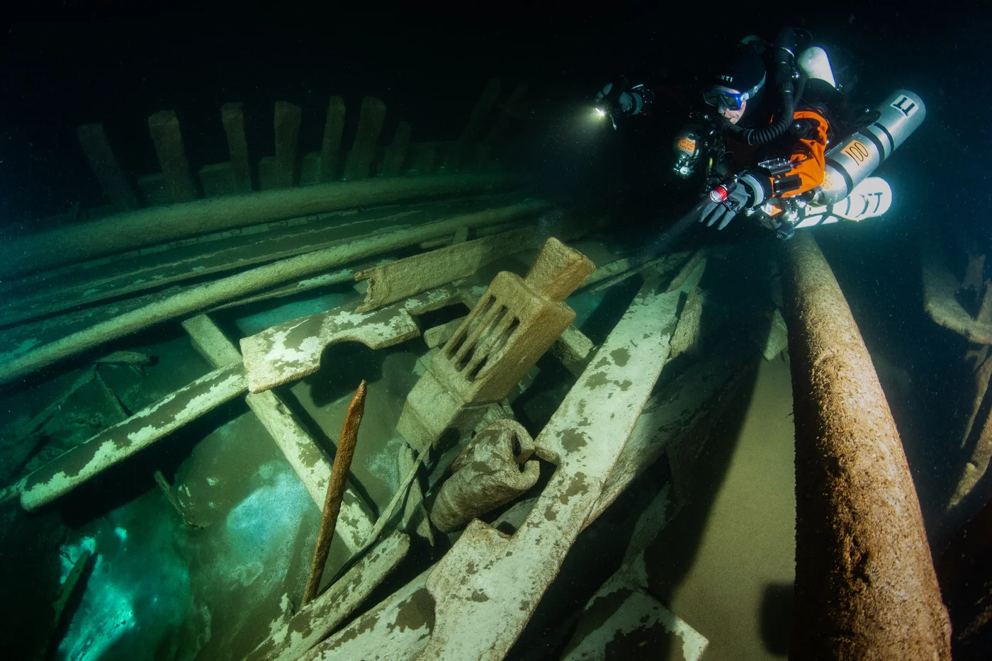 Почти целый: в Финском заливе нашли затонувший корабль XVII века - фото 489093