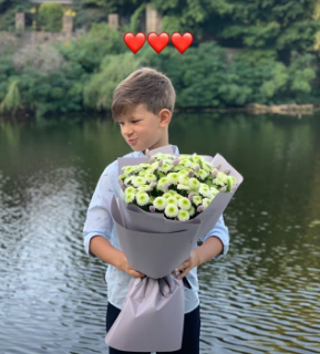 День знаний 2020: звездные родители, которые отвели детей за школьные парты - фото 489664