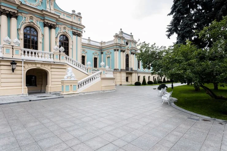 Ось який вигляд має розкішний Маріїнський палац, відкритий для відвідувачів - фото 489667