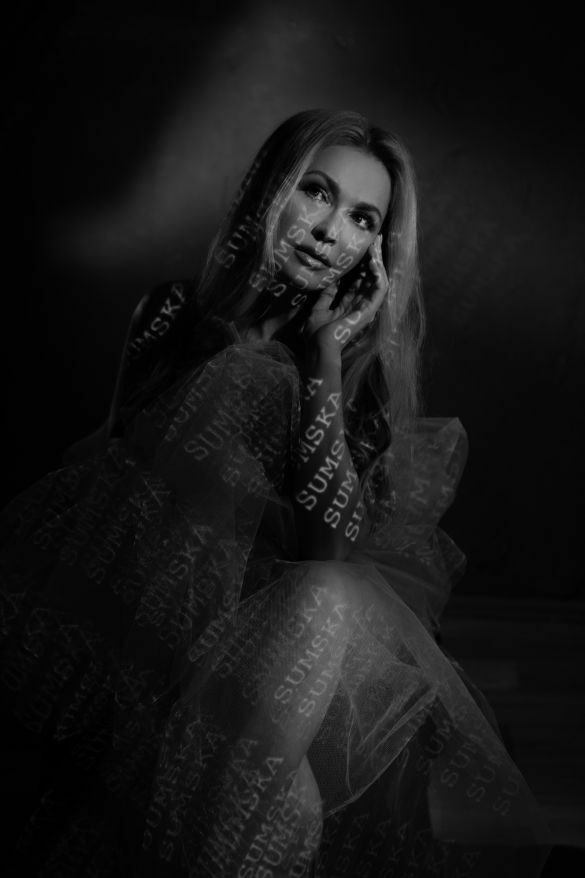 Ирина Билык, Монро и Ольга Сумская обнажились ради провокационной фотосессии - 490507 Ирина Билык, Монро и Ольга Сумская обнажились ради провокационной фотосессии - фото 490507