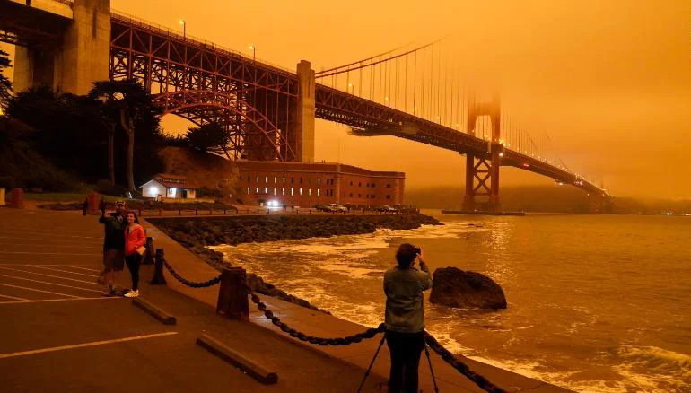 На цих неймовірних фото Сан-Франциско виглядає так, наче знаходиться на Марсі - фото 490575