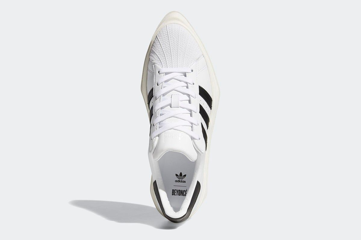 Бейонсе створила кросівки для Adidas, які не витримали критики фанатів - фото 490901