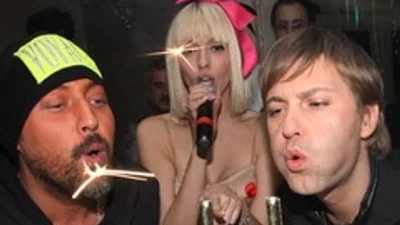 "Суперблондинка" Полякова подала пример Януковичу и Тимошенко