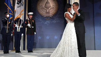 Мишель Обама отдала свой инаугурационный наряд в музей