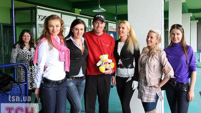В гольф на шпильках поиграли Руслана Писанка и "Мисс Украина-Вселенная"