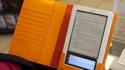 Исследование: На бумажные книги уходит меньше времени, чем на электронные