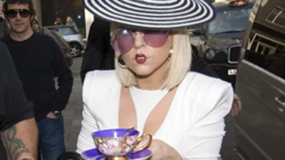 Леди Гага будет рекламировать чай?