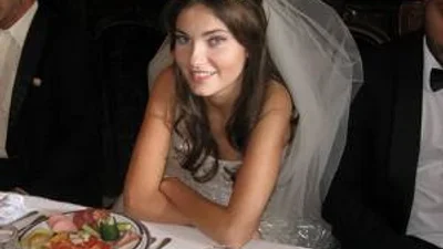 Мисс Украина стала невестой