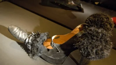 Vivienne Westwood показала «члено-туфли»