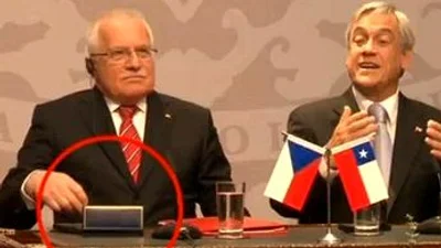 Чехи собирают ручки для своего президента +ВИДЕО