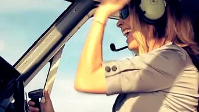 Жанна Фриске научилась водить самолет +ВИДЕО