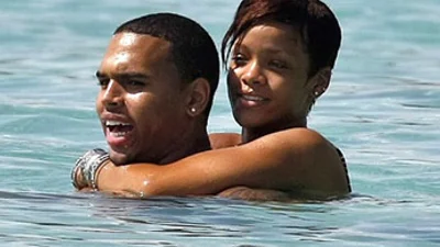 Рианна тайно встречается с Крисом Брауном