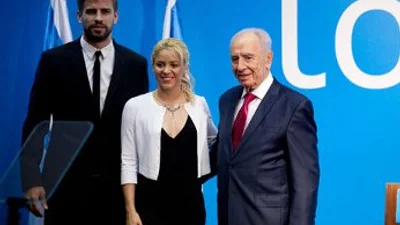 Шакира улетела с бойфрендом в Израиль +ФОТО