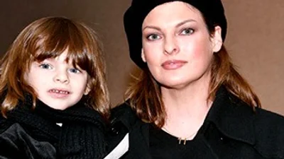 Линда Евангелиста и Сальма Хайек не поделили миллиардера