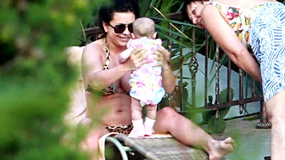 Ани Лорак впервые разделась после родов +ФОТО