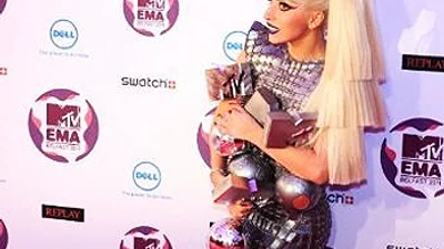 Леди Гага увезла сразу четыре статуэтки MTV EMA