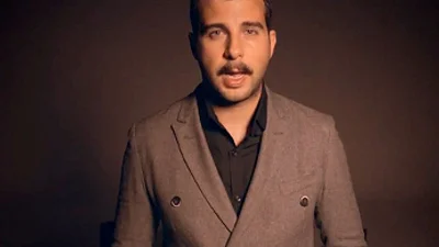 Ургант презентовал клип на песню «Дантес»