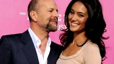 Брюс Уиллис впервые показал свою четвертую дочь