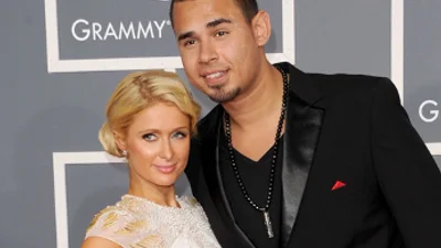 От Пэрис Хилтон сбежал бойфренд