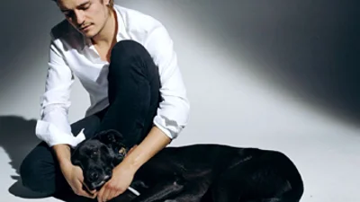 Орландо Блум подобрал собаку на съемках фильма