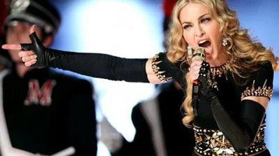 Мадонна прилетела в Киев
