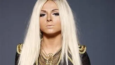 Нюша в новом клипе стала блондинкой