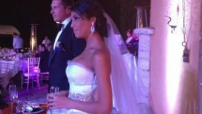 Первые кадры со свадьбы Санты Димопулос