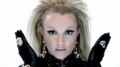 Will.I.Am, Britney Spears - Scream & Shout