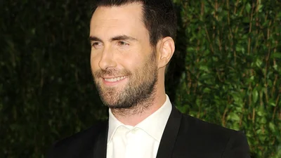 Вокалист Maroon 5 купил новый дом