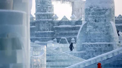 В Китае можно увидеть ледяной город в натуральную величину