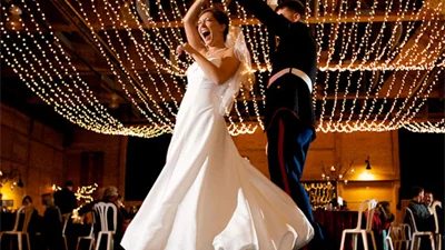 Бешеный танец на свадьбе