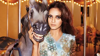 Мила Кунис будет продавать драгоценности