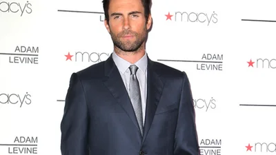 Адам Левайн выпустит линию одежды