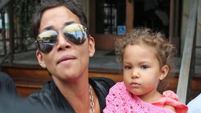 Дочь Холли Берри растет стильнягой