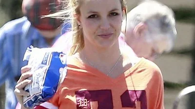 Бритни Спирс без макияжа шокировала Голливуд