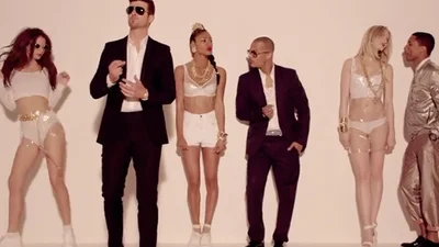 Robin Thicke - Blurred Lines ft. T.I., Pharrell